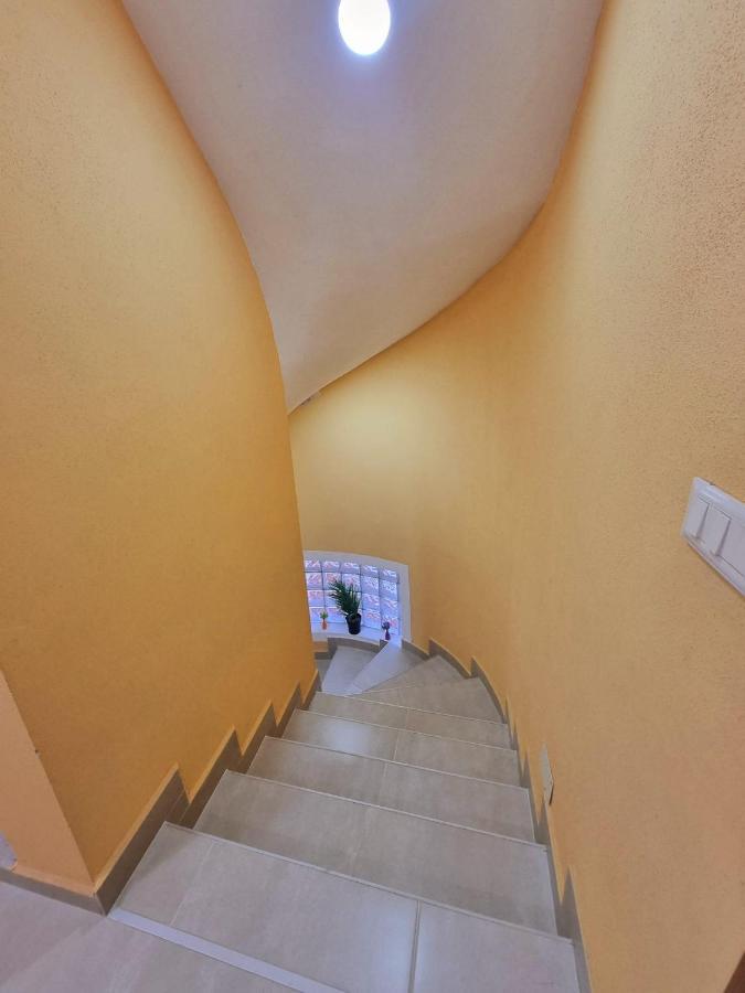 Grandino Holiday Rooms&Apartments Ulcinj Extérieur photo