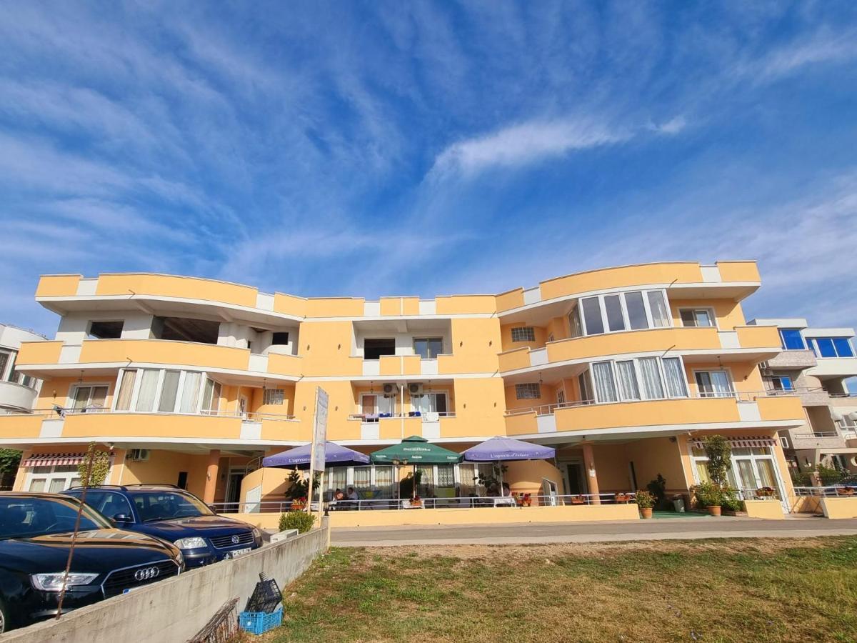 Grandino Holiday Rooms&Apartments Ulcinj Extérieur photo