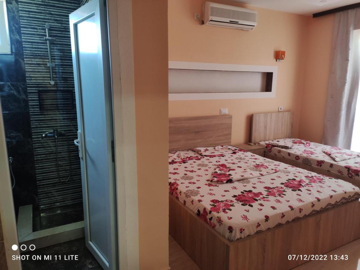 Grandino Holiday Rooms&Apartments Ulcinj Extérieur photo