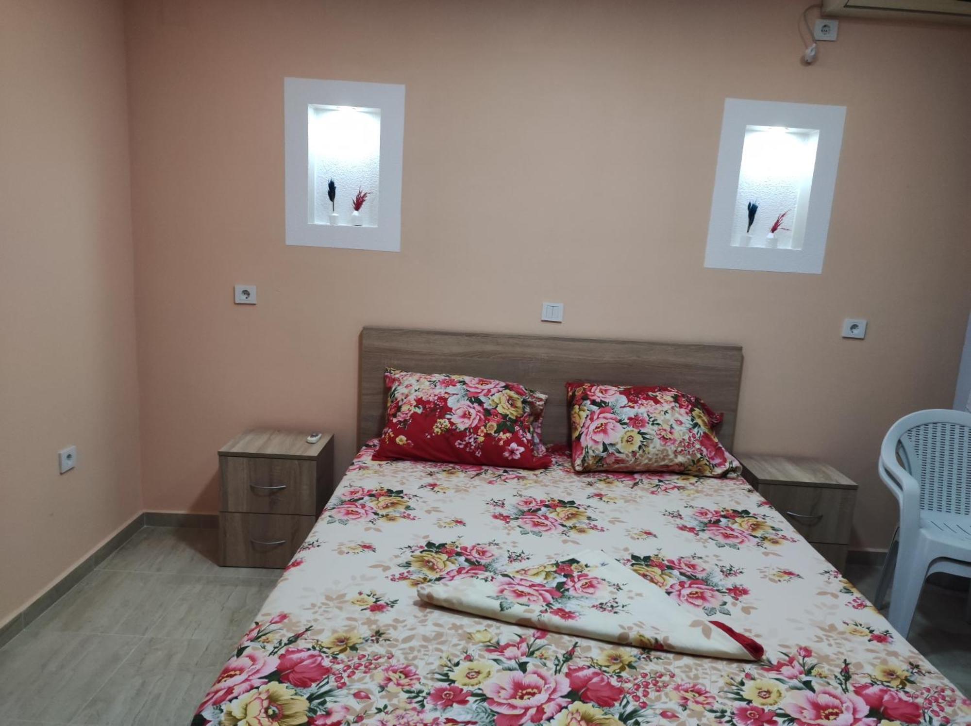Grandino Holiday Rooms&Apartments Ulcinj Extérieur photo